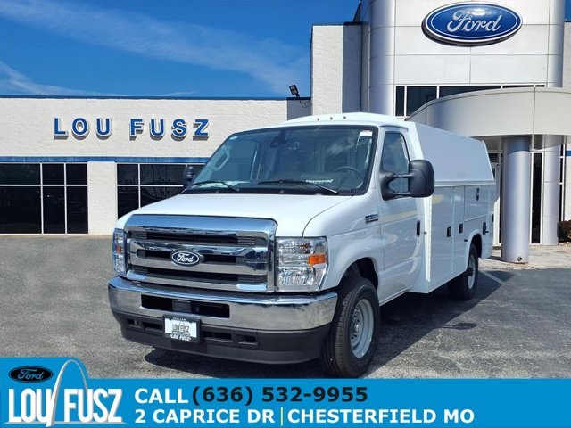 2026 Ford E-Series Cutaway Base's photo