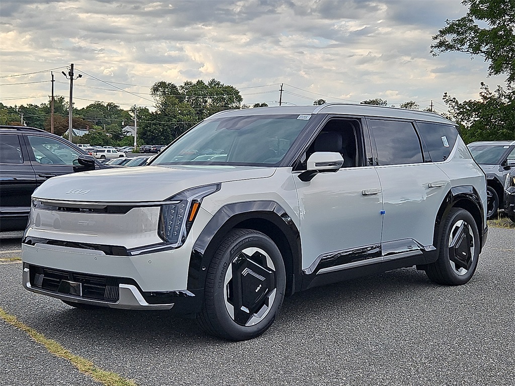 2026 Kia EV9 Land AWD photo 3