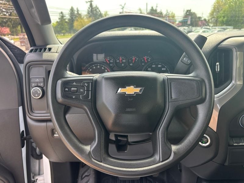2024 Chevrolet Silverado 1500 Work Truck photo 9