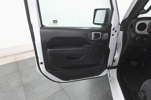 2025 Jeep Wrangler Sport S photo 9