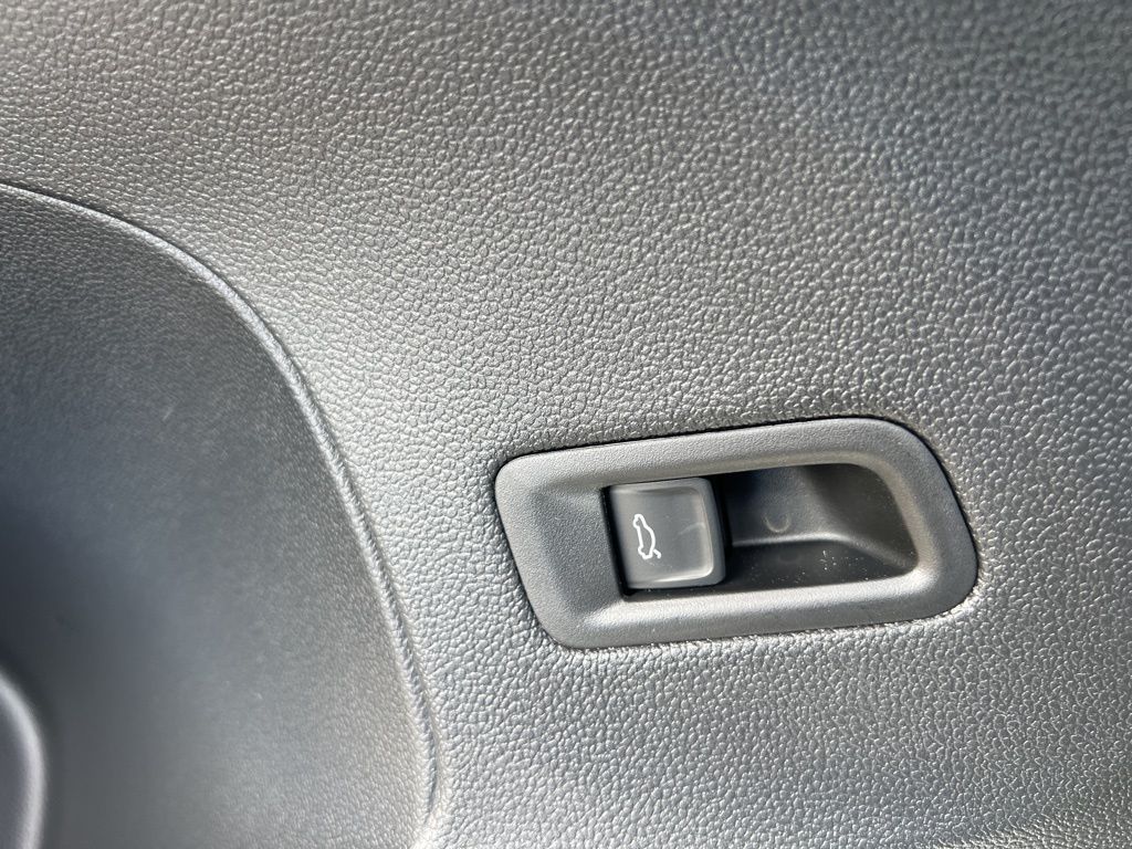 2026 Volkswagen Atlas Peak Edition SE photo 20