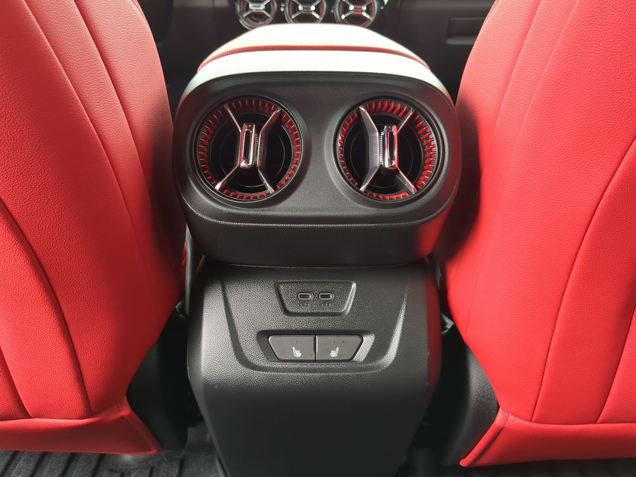2024 Chevrolet Blazer EV RS photo 18