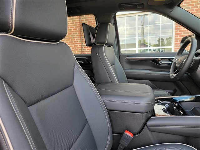 2025 Chevrolet Tahoe Premier photo 15