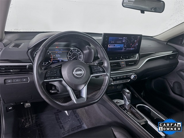 2023 Nissan Altima 2.5 SR photo 9