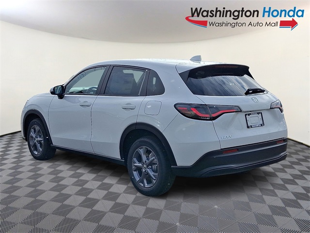 2026 Honda HR-V LX photo 4