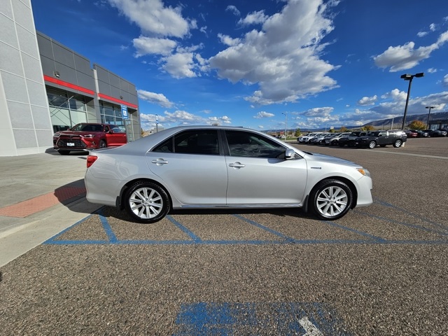 2012 Toyota Camry Hybrid XLE photo 4