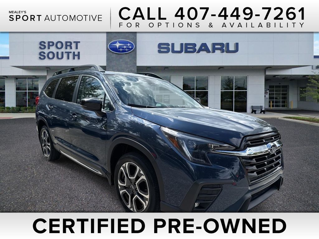 2024 Subaru Ascent Limited's photo