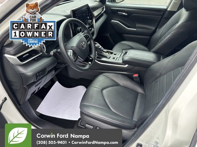 2020 Toyota Highlander XLE photo 12