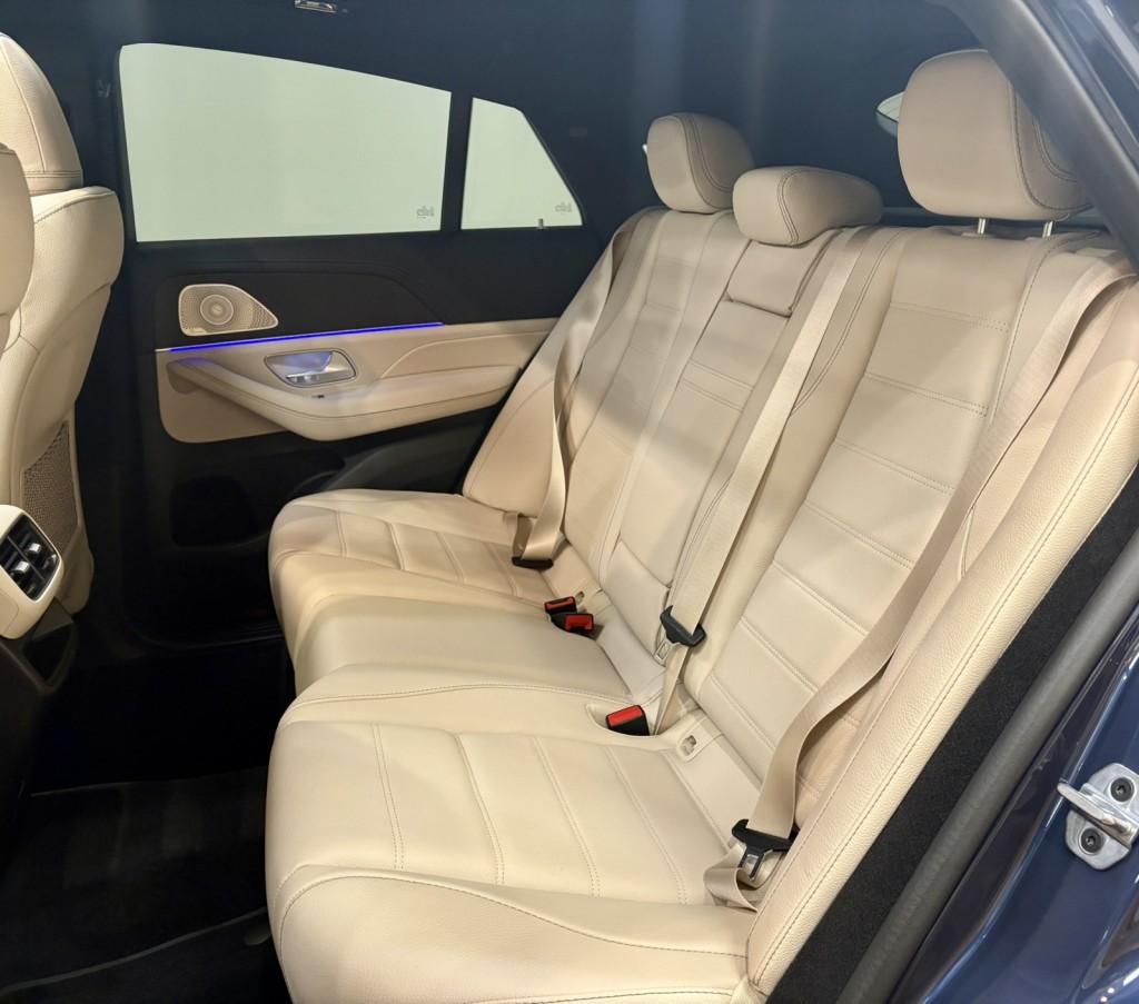 2026 Mercedes Benz GLE 450 4MATIC photo 16