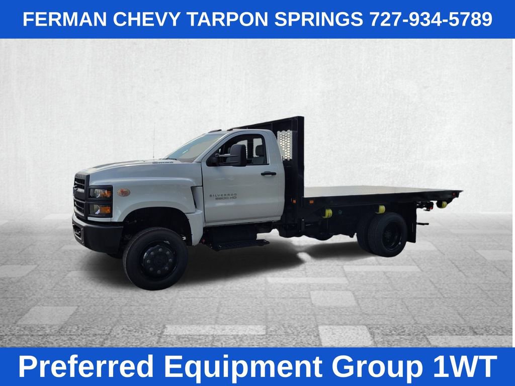 2024 Chevrolet Silverado 5500HD Work Truck photo 3
