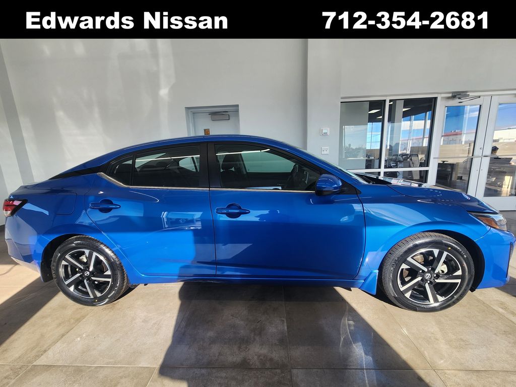 2024 Nissan Sentra SV's photo