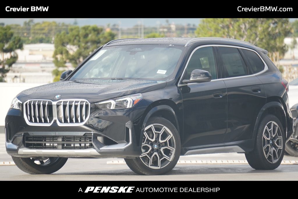 2026 BMW X1 28i's photo