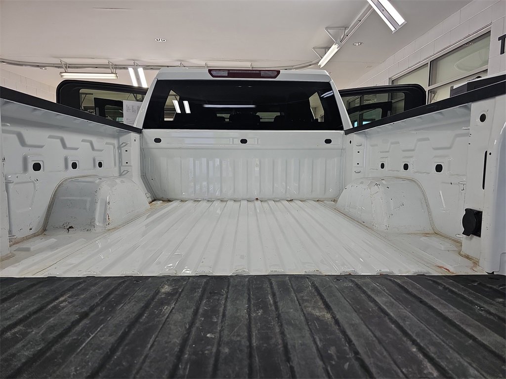 2023 Chevrolet Silverado 1500 LT photo 10