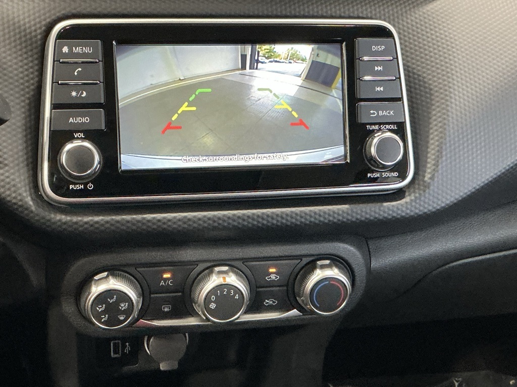 2024 Nissan Kicks S photo 4