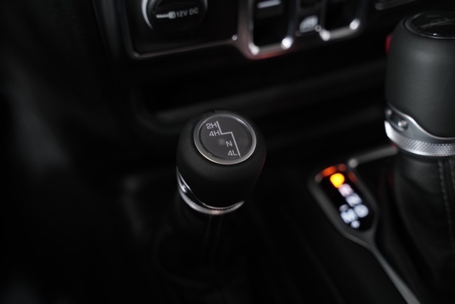 2025 Jeep Gladiator Sport photo 12