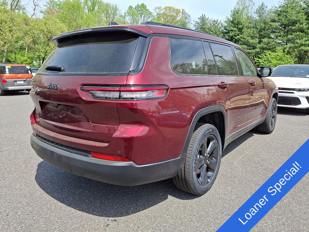 2025 Jeep Grand Cherokee Altitude X photo 4