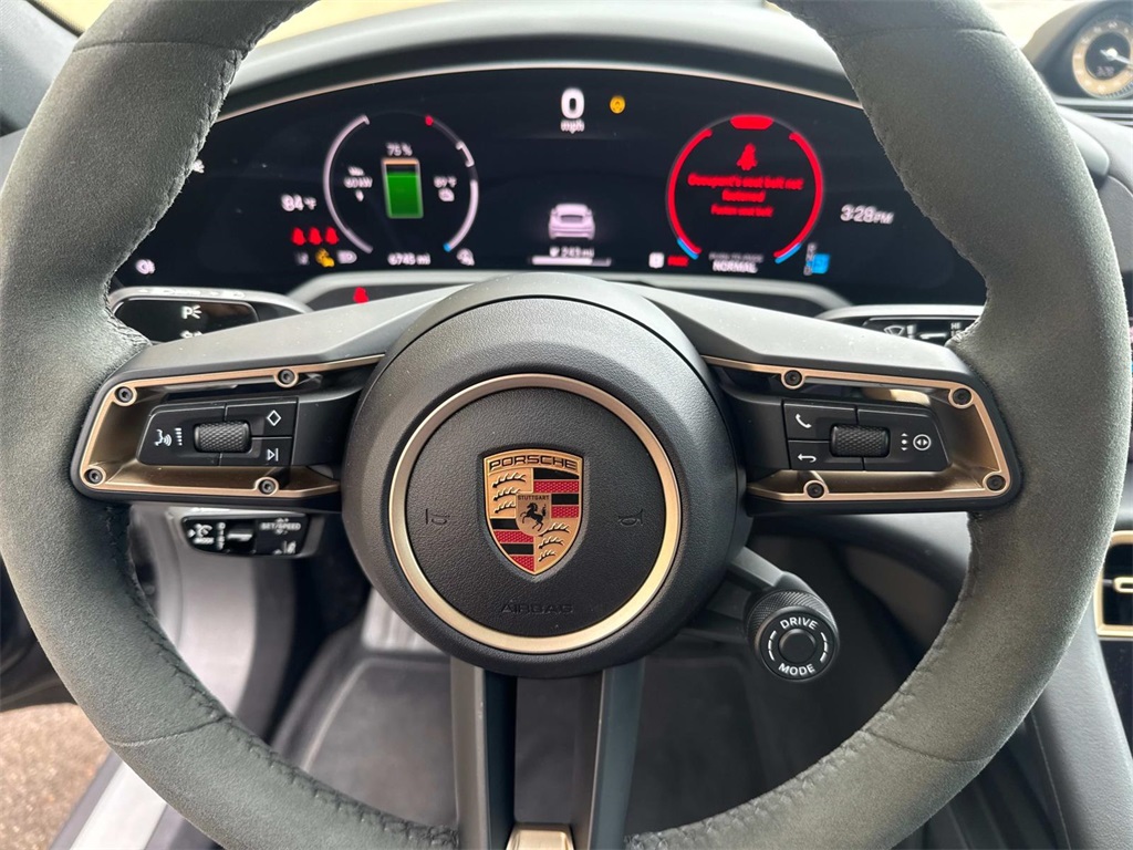 2025 Porsche Taycan 4S photo 23