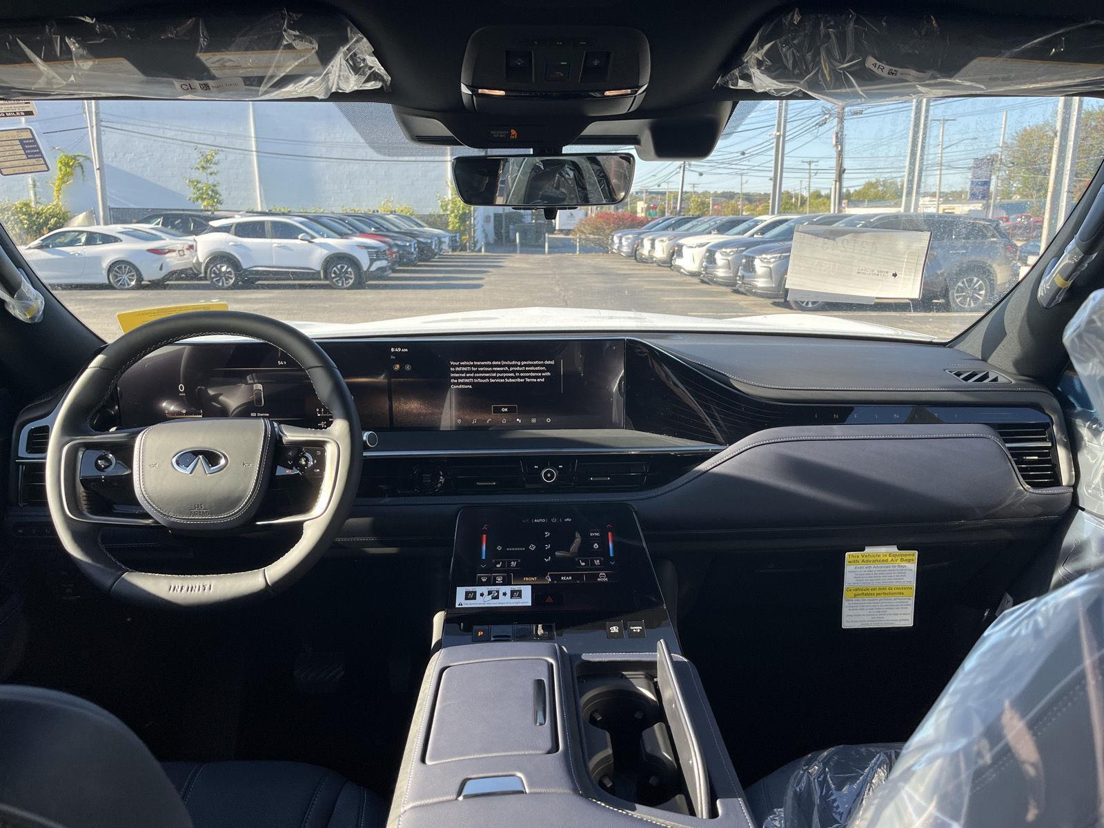 2026 Infiniti QX80 Sensory photo 11