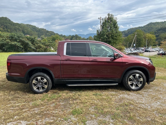 2017 Honda Ridgeline RTL-T photo 8