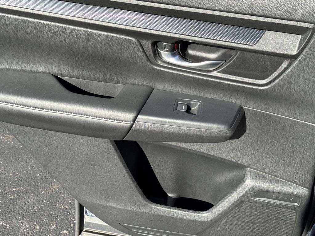 2023 Honda CR-V EX photo 7