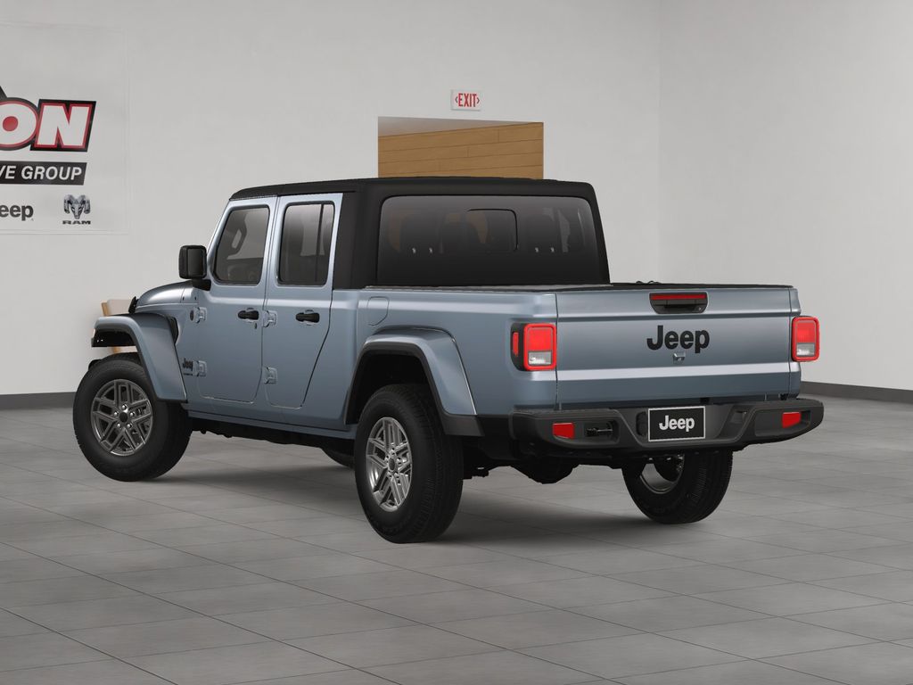 2025 Jeep Gladiator Sport S photo 4