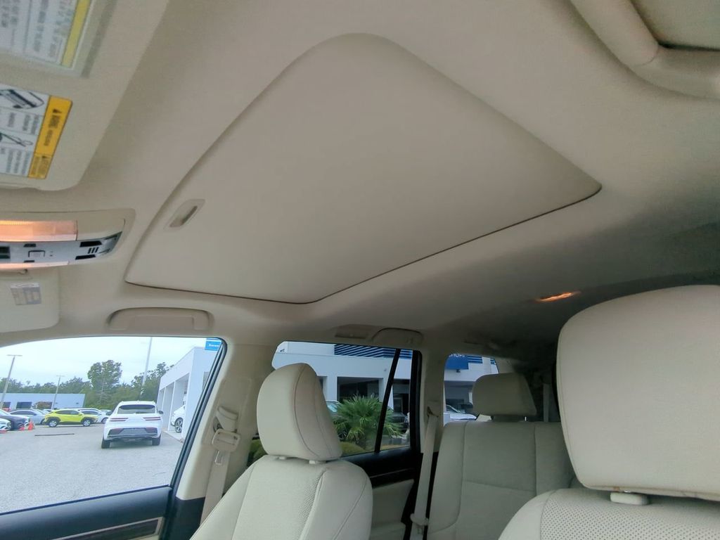 2021 Lexus GX 460 Premium photo 19