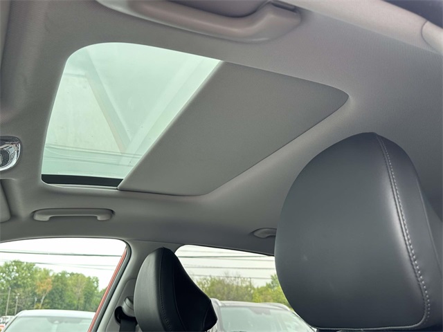 2024 Hyundai Kona Limited photo 4