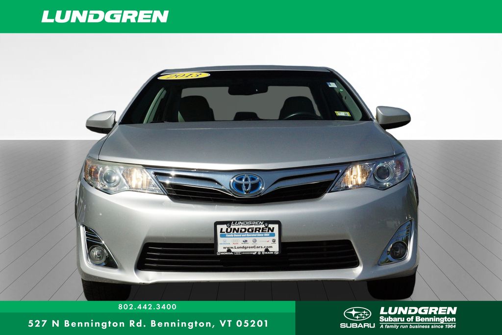 2013 Toyota Camry Hybrid LE photo 9