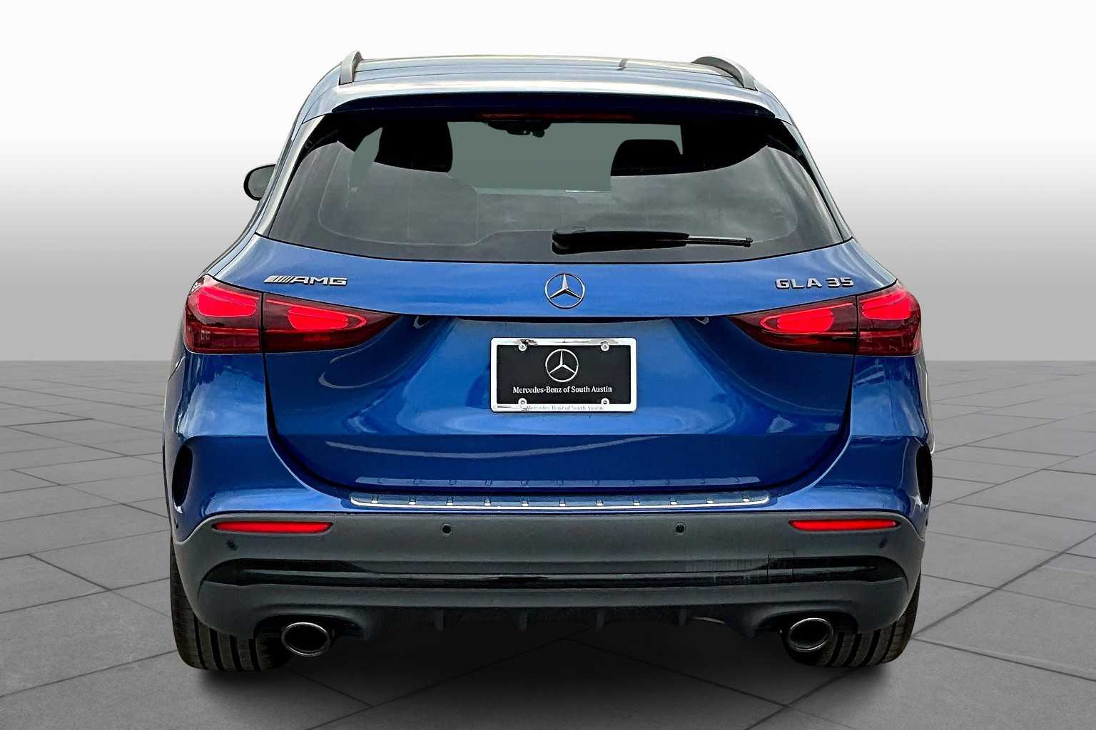 2025 Mercedes Benz GLA AMG 35 4MATIC photo 4