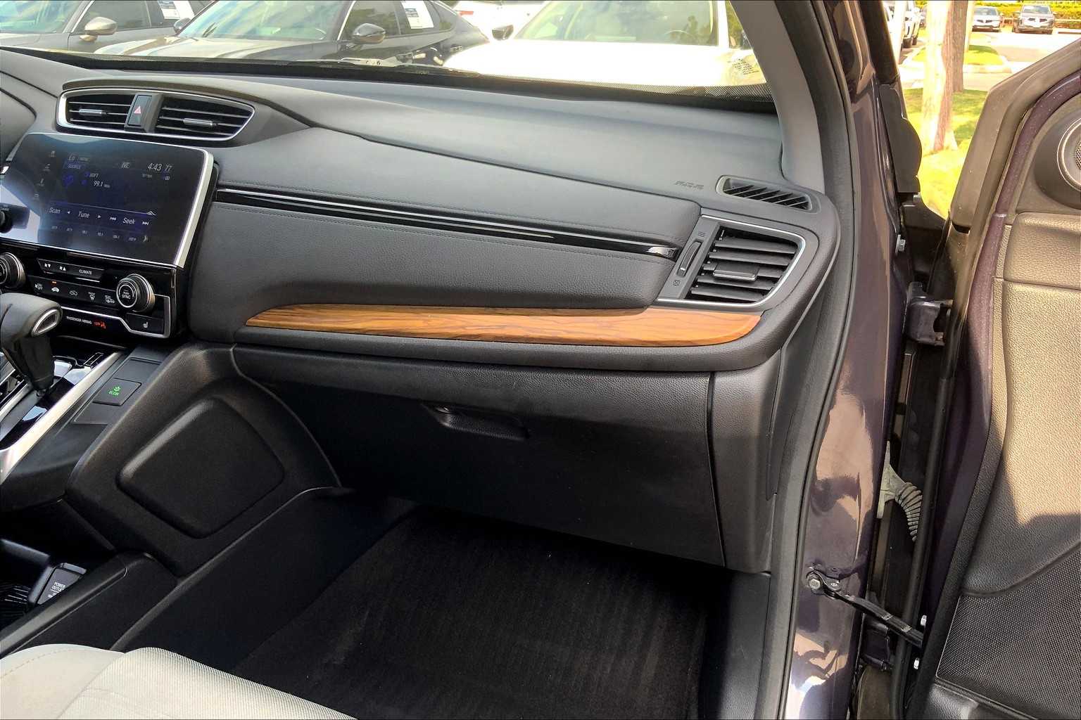 2017 Honda CR-V EX photo 18
