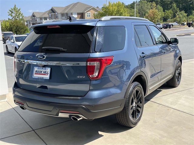 2018 Ford Explorer XLT photo 4