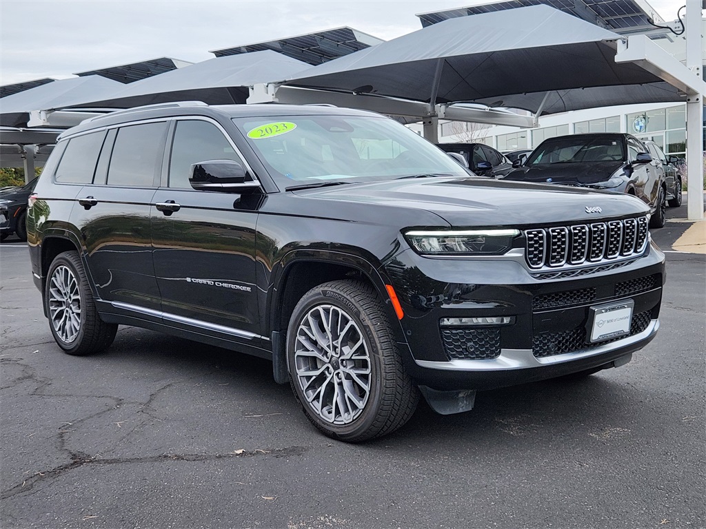 2023 Jeep Grand Cherokee L Summit photo 4