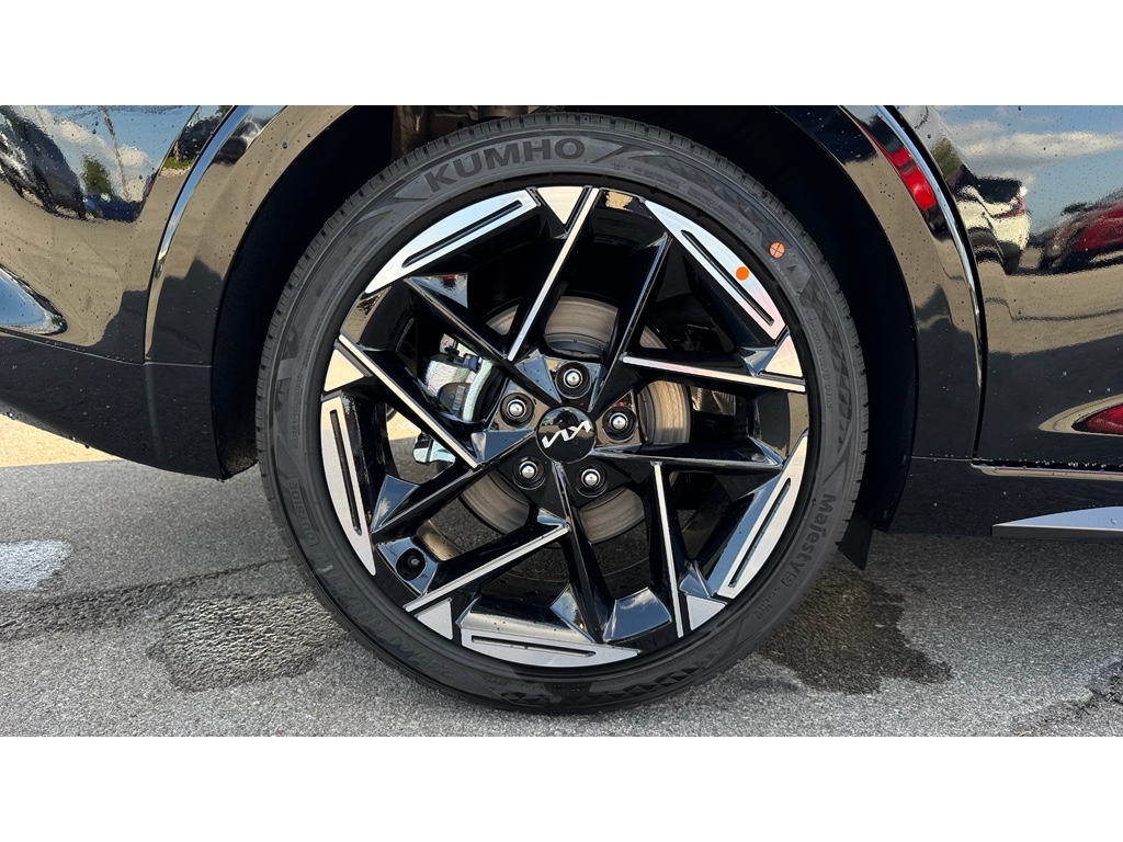 2025 Kia K4 GT-Line photo 29