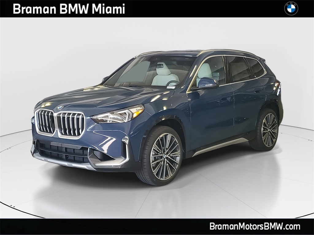2026 BMW X1 28i's photo