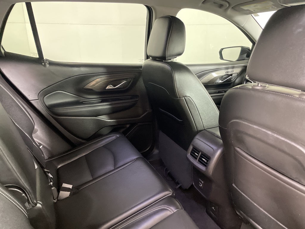 2024 Gmc Terrain SLT photo 16