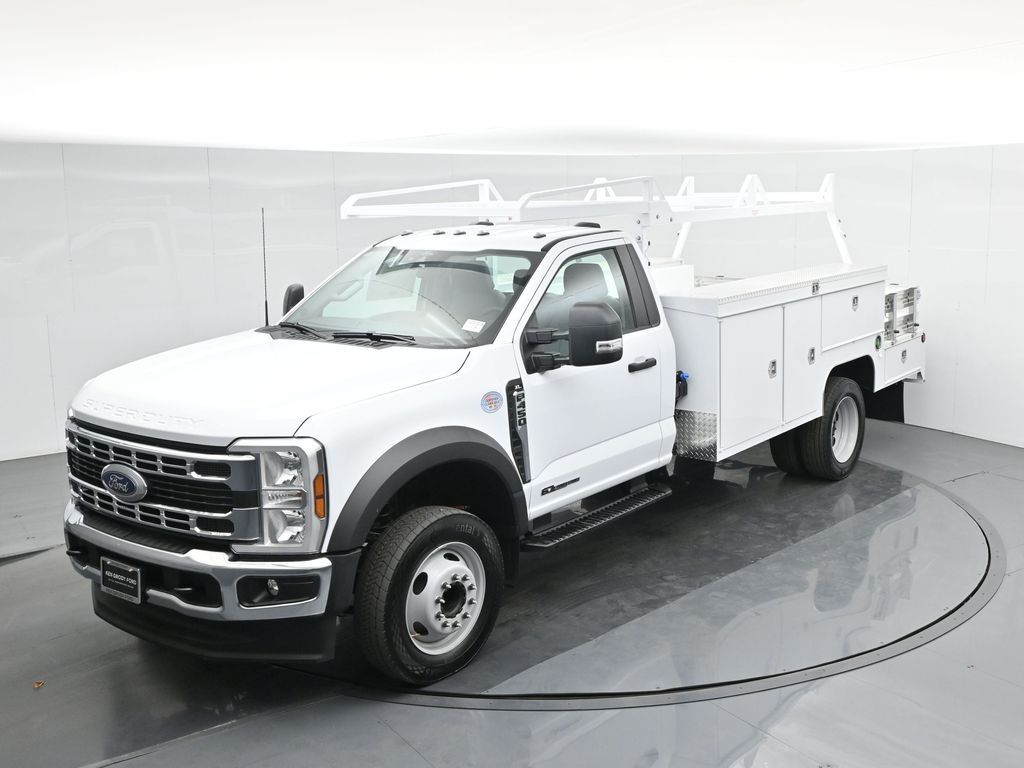2025 Ford F-450 photo 37