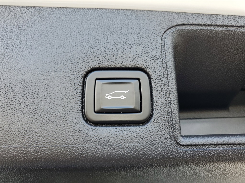 2021 Gmc Terrain SLE photo 25