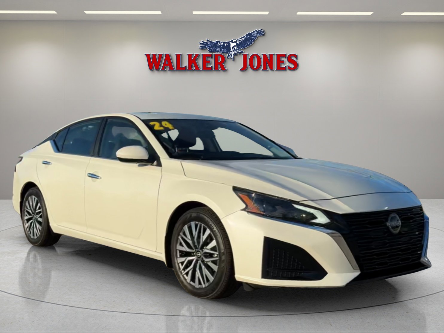 2024 Nissan Altima SV's photo