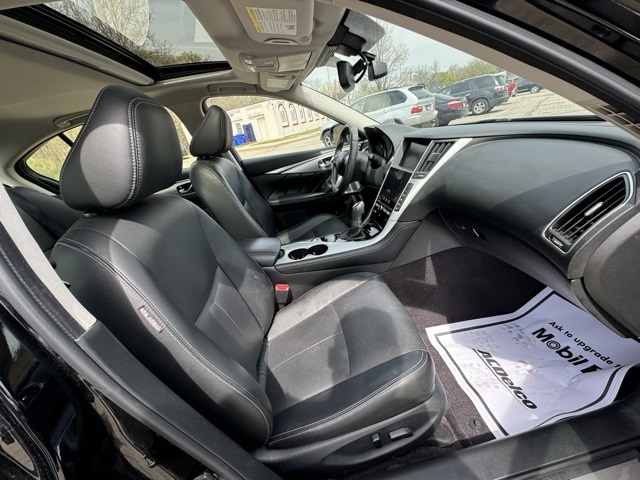 2022 Infiniti Q50 LUXE AWD photo 10