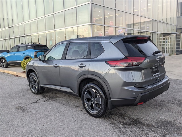 2026 Nissan Rogue SV photo 4