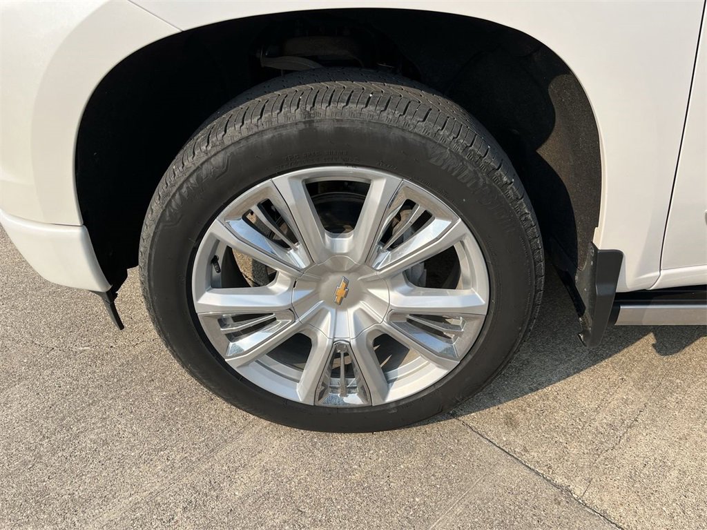 2022 Chevrolet Silverado 1500 High Country's photo