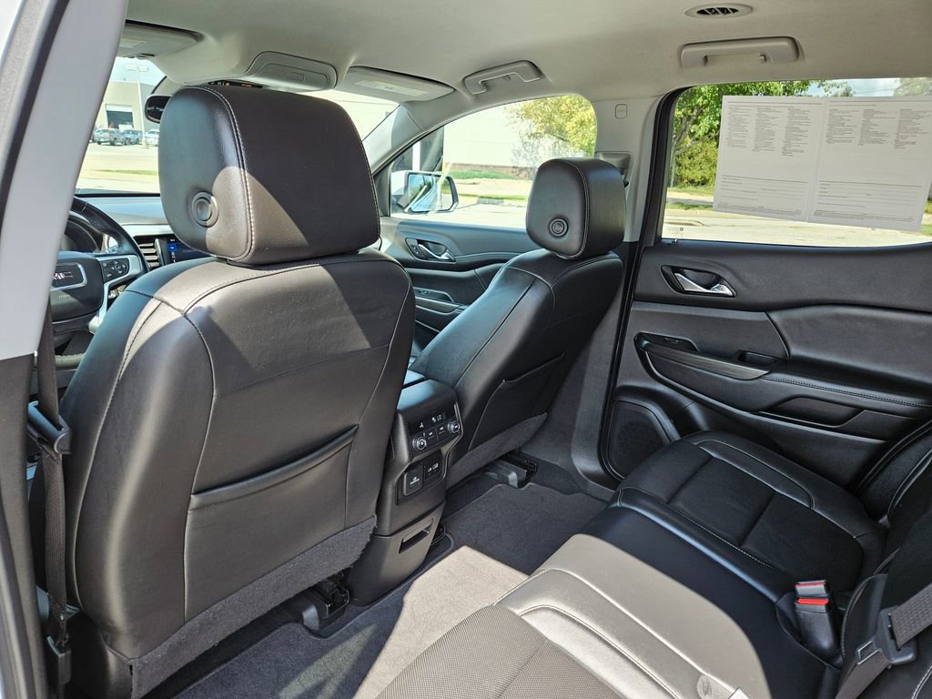 2023 Gmc Acadia SLT photo 21