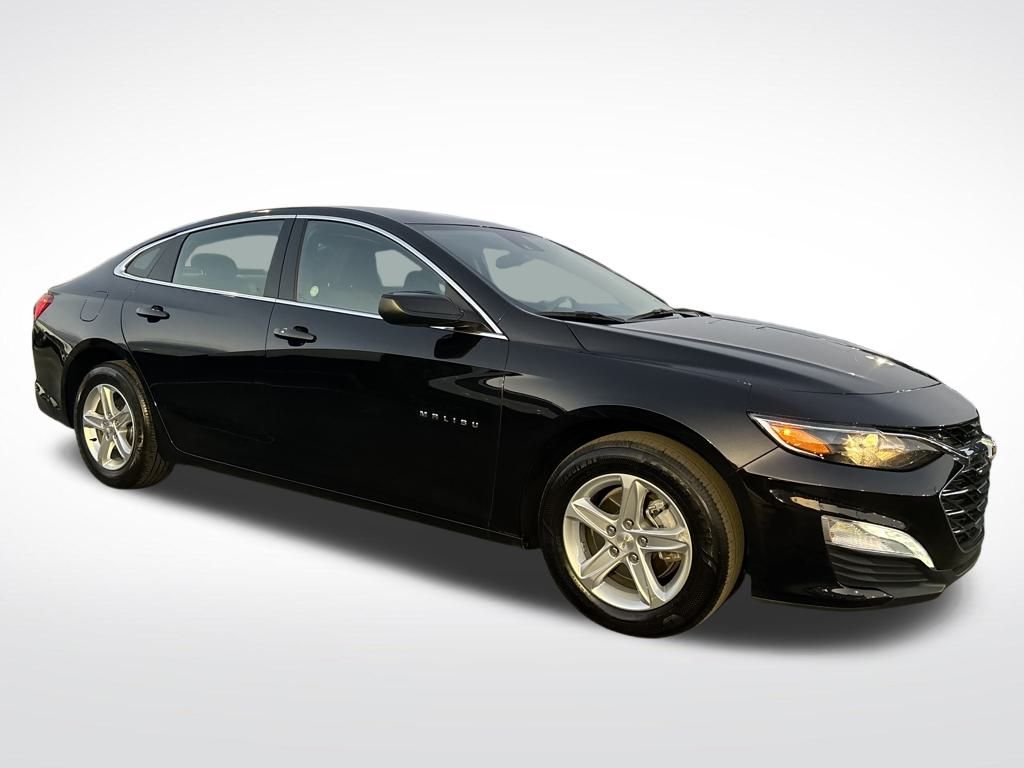 2024 Chevrolet Malibu 1LT's photo
