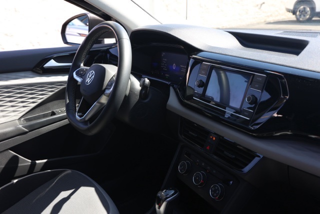 2022 Volkswagen Taos S photo 18