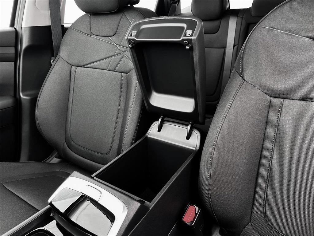2026 Hyundai Tucson SE photo 17