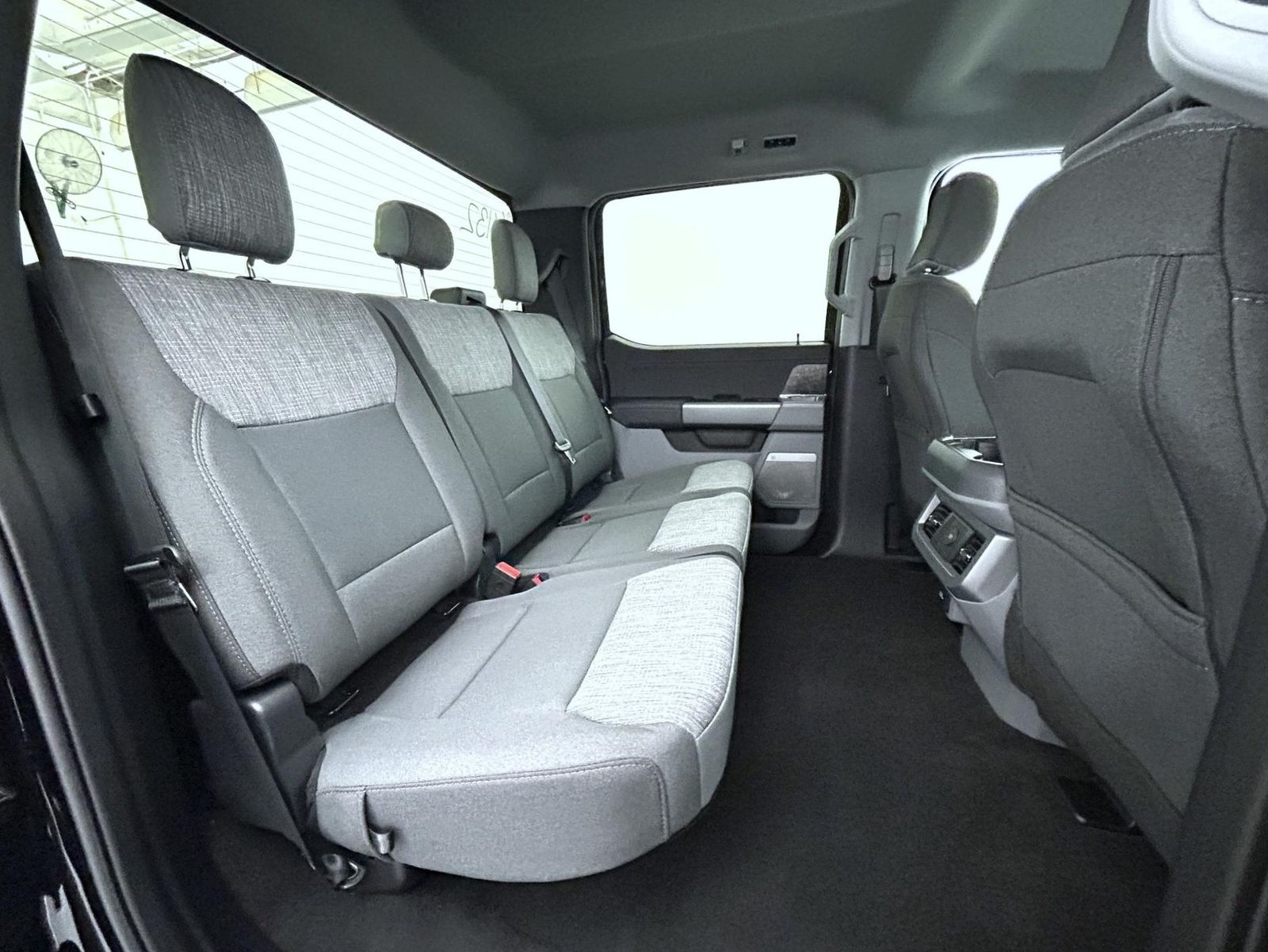2026 Ford F-250 photo 17