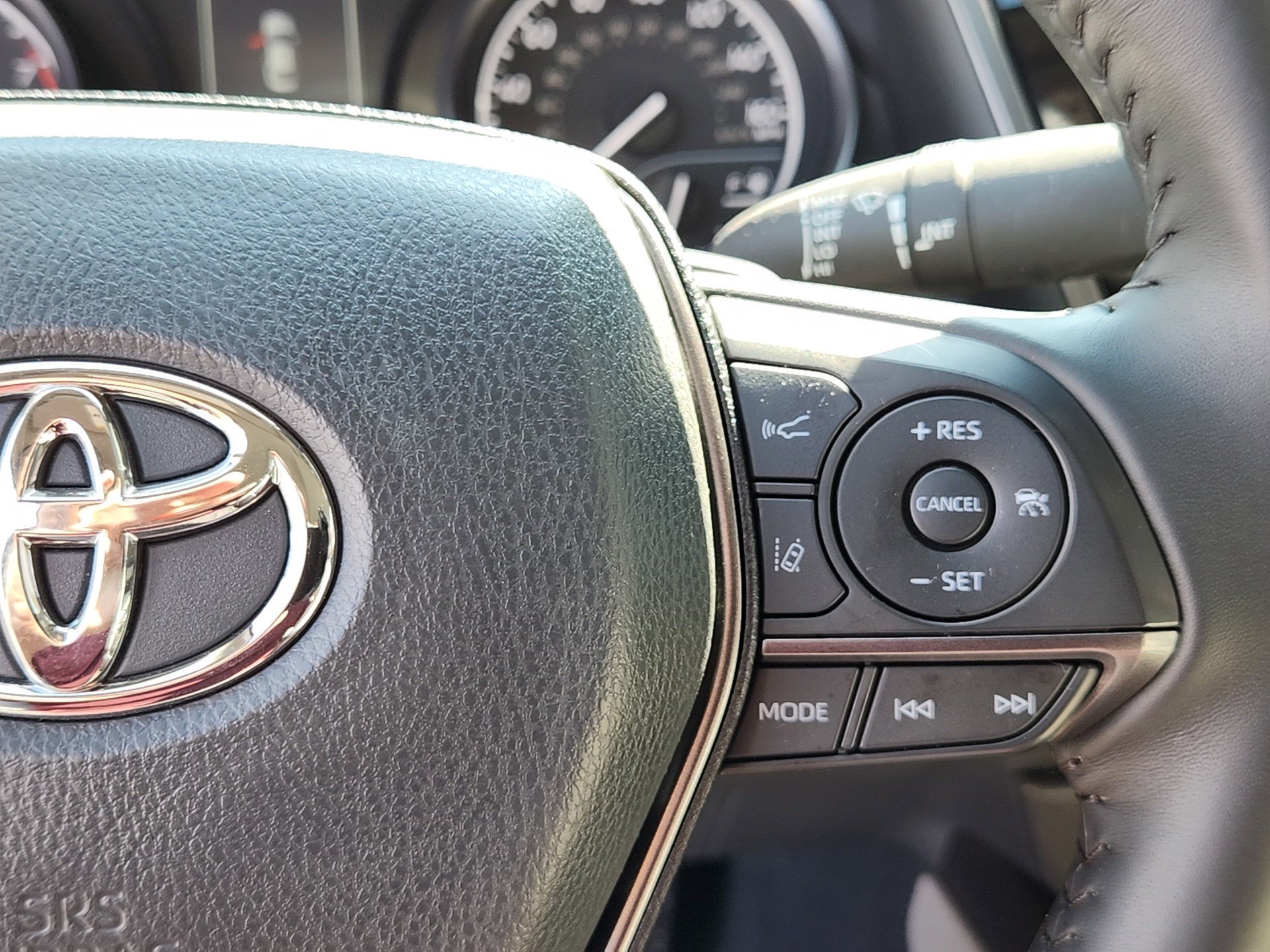 2024 Toyota Camry SE photo 17
