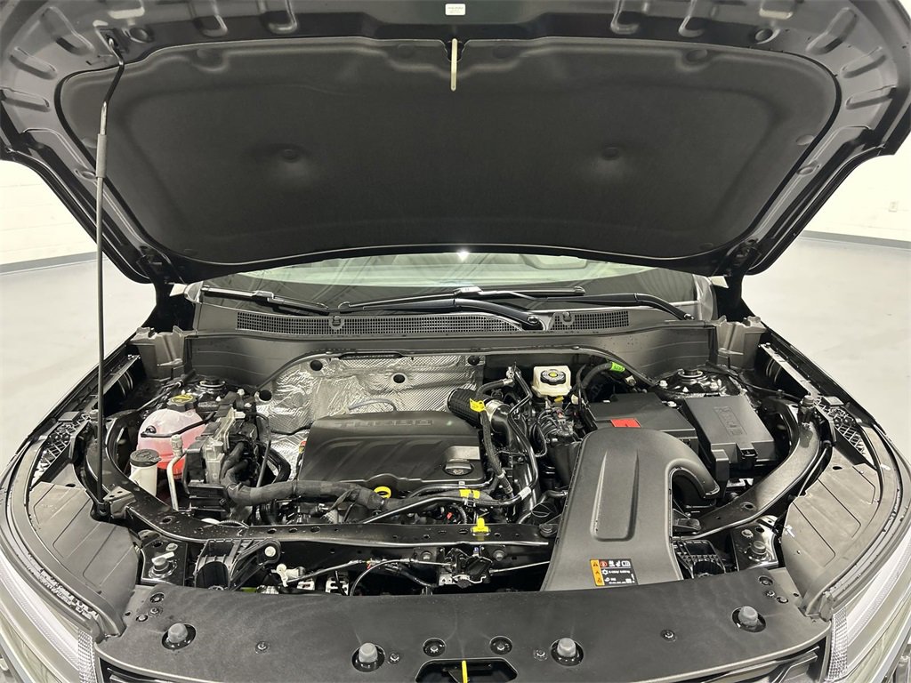 2025 Chevrolet Trax LT photo 16