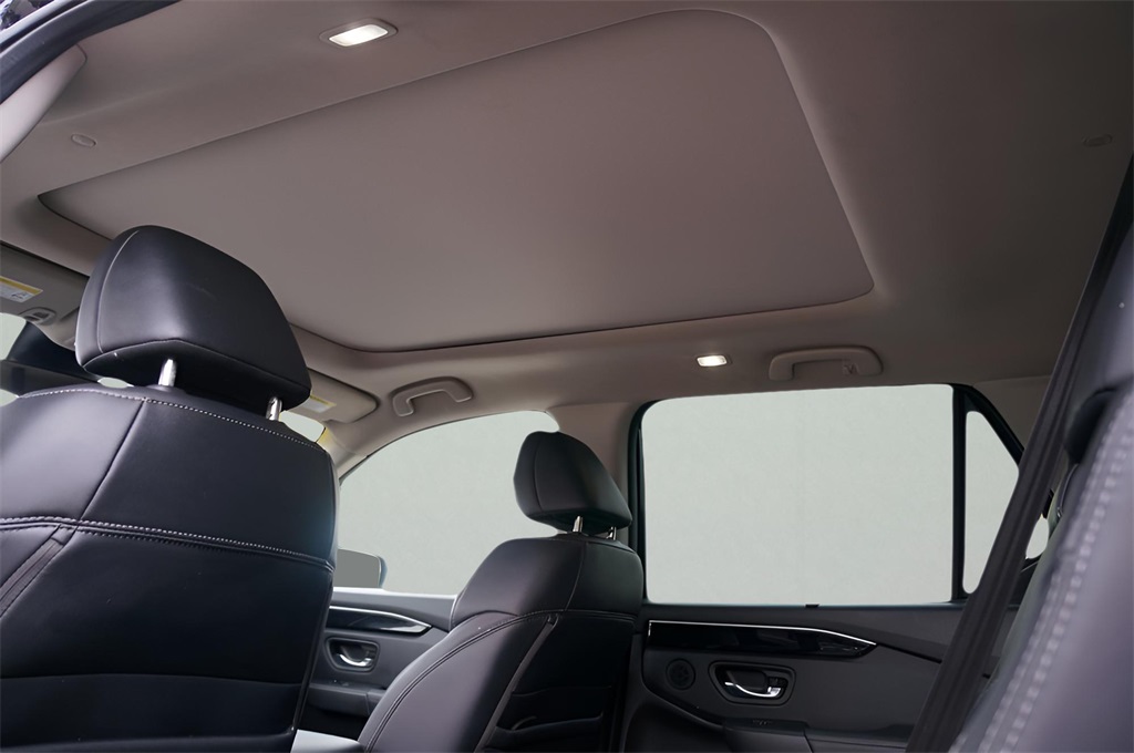 2023 Honda Pilot Touring photo 4