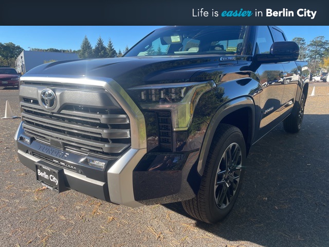 2026 Toyota Tundra Limited's photo